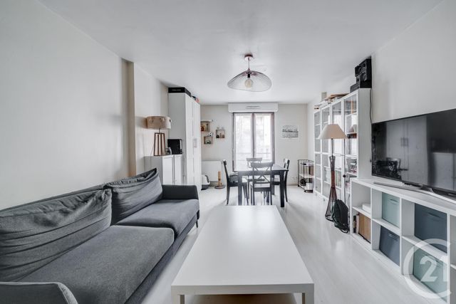 Appartement F3 à vendre - 3 pièces - 60.85 m2 - NEUILLY SUR MARNE - 93 - ILE-DE-FRANCE - Century 21 Quartier De La Gare