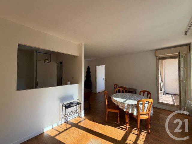 Appartement F2 à vendre - 2 pièces - 41.93 m2 - LE RAINCY - 93 - ILE-DE-FRANCE - Century 21 Quartier De La Gare
