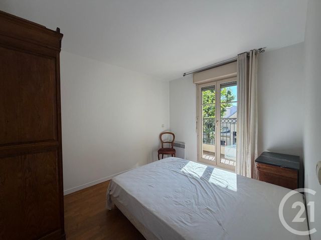 Appartement F2 à vendre - 2 pièces - 41.93 m2 - LE RAINCY - 93 - ILE-DE-FRANCE - Century 21 Quartier De La Gare