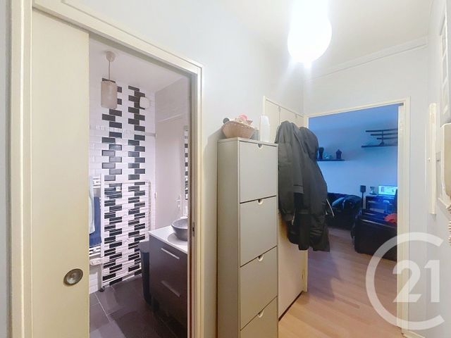 Appartement F2 à vendre - 2 pièces - 38.0 m2 - VILLEMOMBLE - 93 - ILE-DE-FRANCE - Century 21 Quartier De La Gare