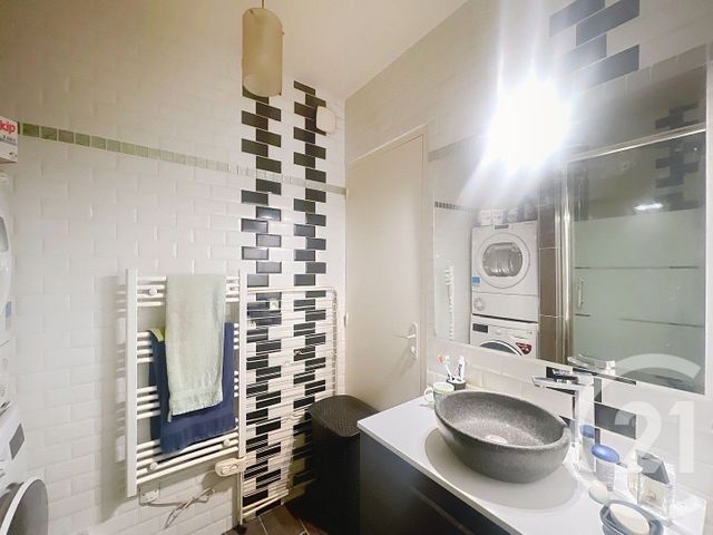 Appartement F2 à vendre - 2 pièces - 38.0 m2 - VILLEMOMBLE - 93 - ILE-DE-FRANCE - Century 21 Quartier De La Gare