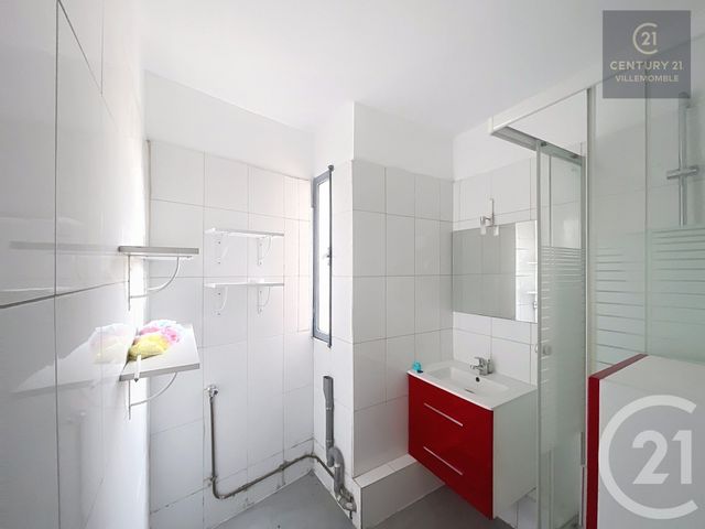 Appartement F2 à vendre - 2 pièces - 44.0 m2 - VILLEMOMBLE - 93 - ILE-DE-FRANCE - Century 21 Quartier De La Gare