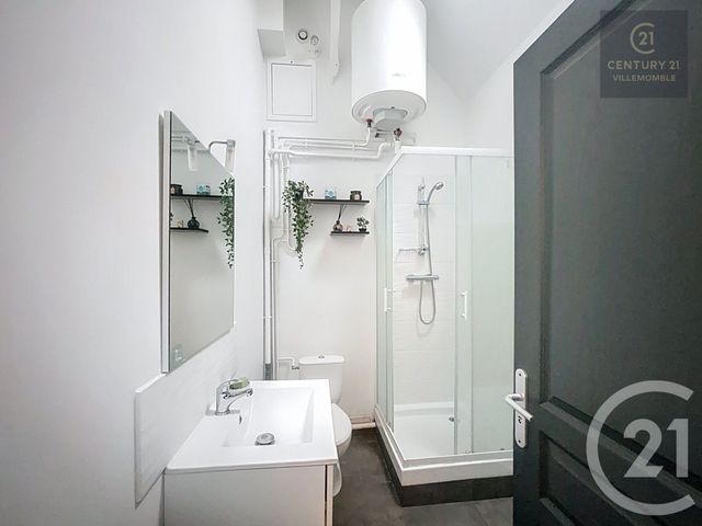 Appartement F2 à vendre - 2 pièces - 29.84 m2 - VILLEMOMBLE - 93 - ILE-DE-FRANCE - Century 21 Quartier De La Gare