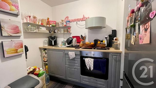 Appartement F2 à vendre - 2 pièces - 43.6 m2 - VILLEMOMBLE - 93 - ILE-DE-FRANCE - Century 21 Quartier De La Gare