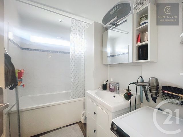 Appartement F3 à vendre - 3 pièces - 63.0 m2 - VILLEMOMBLE - 93 - ILE-DE-FRANCE - Century 21 Quartier De La Gare