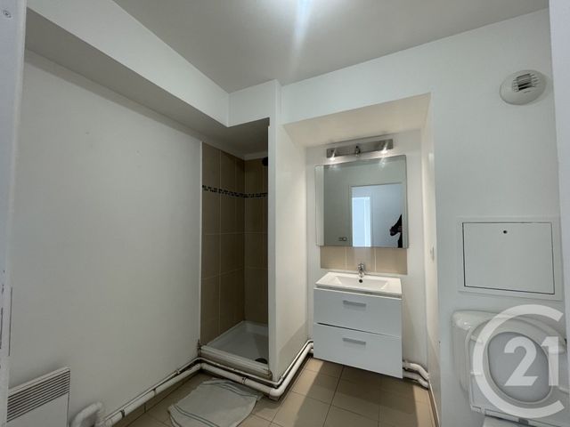 Appartement F3 à vendre - 3 pièces - 55.0 m2 - VILLEMOMBLE - 93 - ILE-DE-FRANCE - Century 21 Quartier De La Gare