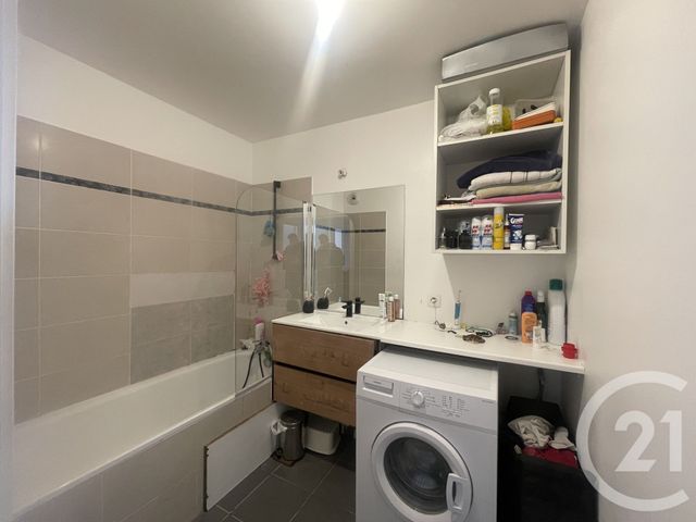 Appartement F3 à vendre - 3 pièces - 59.66 m2 - VILLEMOMBLE - 93 - ILE-DE-FRANCE - Century 21 Quartier De La Gare