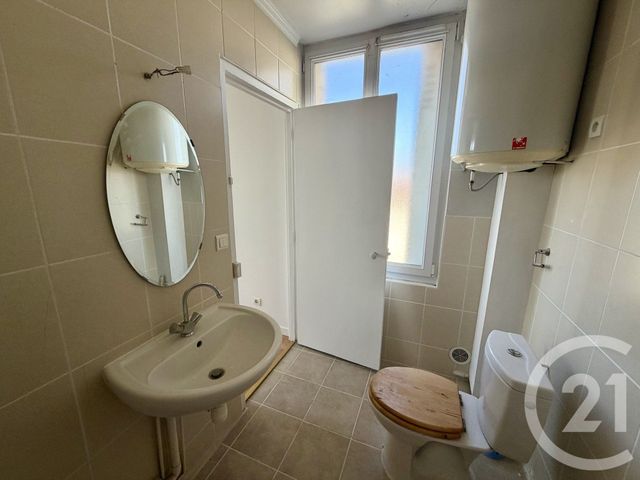 Appartement F2 à vendre - 2 pièces - 44.03 m2 - LE RAINCY - 93 - ILE-DE-FRANCE - Century 21 Quartier De La Gare