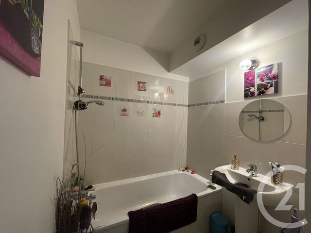 Appartement Duplex à vendre - 2 pièces - 42.57 m2 - VILLEMOMBLE - 93 - ILE-DE-FRANCE - Century 21 Quartier De La Gare