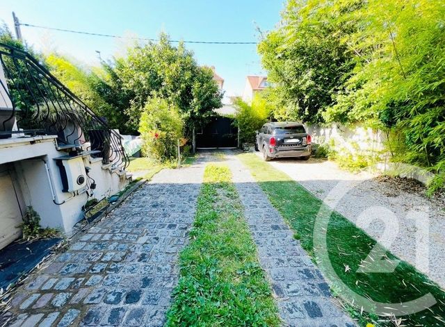 maison à vendre - 10 pièces - 252.0 m2 - VILLEMOMBLE - 93 - ILE-DE-FRANCE - Century 21 Quartier De La Gare
