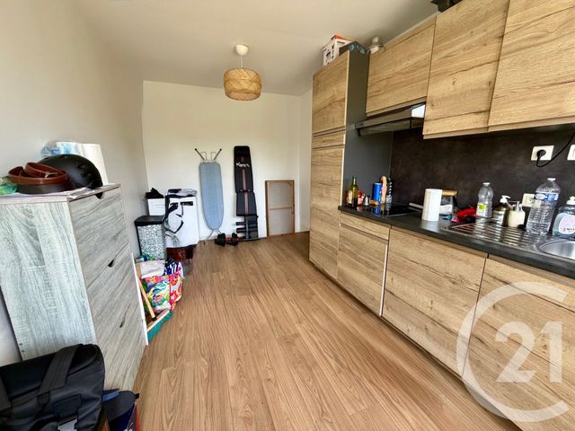 Appartement F2 à vendre - 2 pièces - 39.8 m2 - LE RAINCY - 93 - ILE-DE-FRANCE - Century 21 Quartier De La Gare