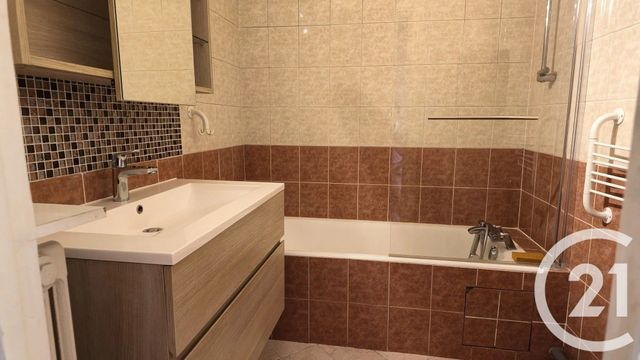 Appartement F3 à vendre - 3 pièces - 64.9 m2 - VILLEMOMBLE - 93 - ILE-DE-FRANCE - Century 21 Quartier De La Gare