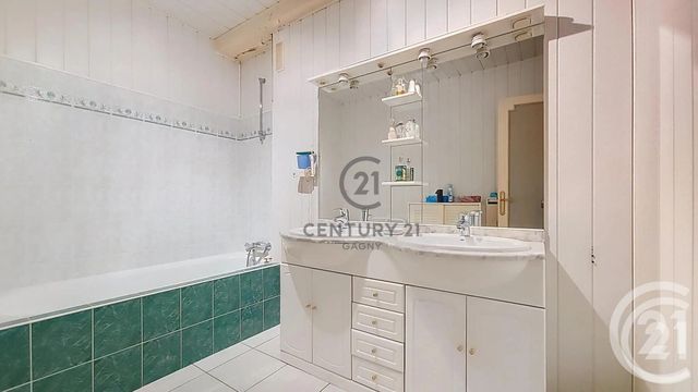 Appartement F4 à vendre - 4 pièces - 108.0 m2 - LE RAINCY - 93 - ILE-DE-FRANCE - Century 21 Quartier De La Gare