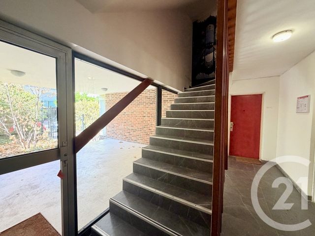 Appartement F2 à vendre - 2 pièces - 42.87 m2 - VILLEMOMBLE - 93 - ILE-DE-FRANCE - Century 21 Quartier De La Gare