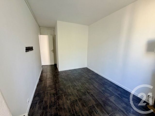Appartement F2 à vendre - 2 pièces - 42.87 m2 - VILLEMOMBLE - 93 - ILE-DE-FRANCE - Century 21 Quartier De La Gare