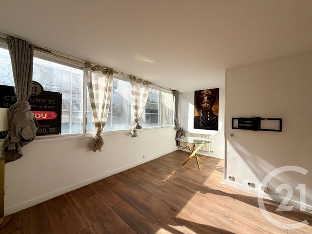 Appartement F1 à vendre - 1 pièce - 25.0 m2 - VILLEMOMBLE - 93 - ILE-DE-FRANCE - Century 21 Quartier De La Gare