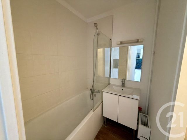 Appartement F1 à vendre - 1 pièce - 25.0 m2 - VILLEMOMBLE - 93 - ILE-DE-FRANCE - Century 21 Quartier De La Gare