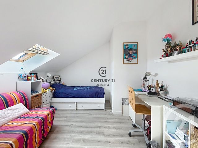 Appartement Duplex à vendre - 6 pièces - 92.26 m2 - VILLEMOMBLE - 93 - ILE-DE-FRANCE - Century 21 Quartier De La Gare