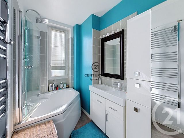 Appartement Duplex à vendre - 6 pièces - 92.26 m2 - VILLEMOMBLE - 93 - ILE-DE-FRANCE - Century 21 Quartier De La Gare