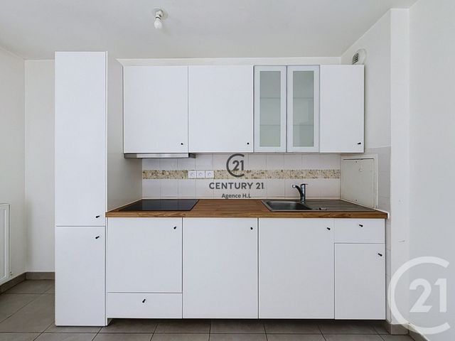Appartement F3 à vendre - 3 pièces - 59.62 m2 - VILLEMOMBLE - 93 - ILE-DE-FRANCE - Century 21 Quartier De La Gare